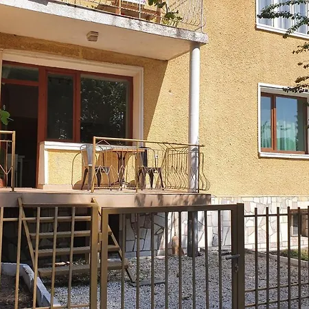 Сладко Безделие - Градински Апартамент * Velingrad