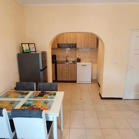 Apartment Сладко Безделие - Градински Апартамент Velingrad